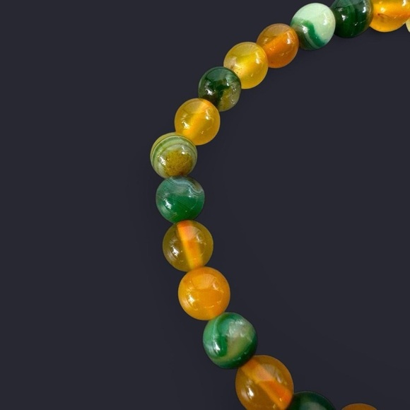 Striped Agate Gemstone Bead Bracelet 6mm - Picture 2 of 4